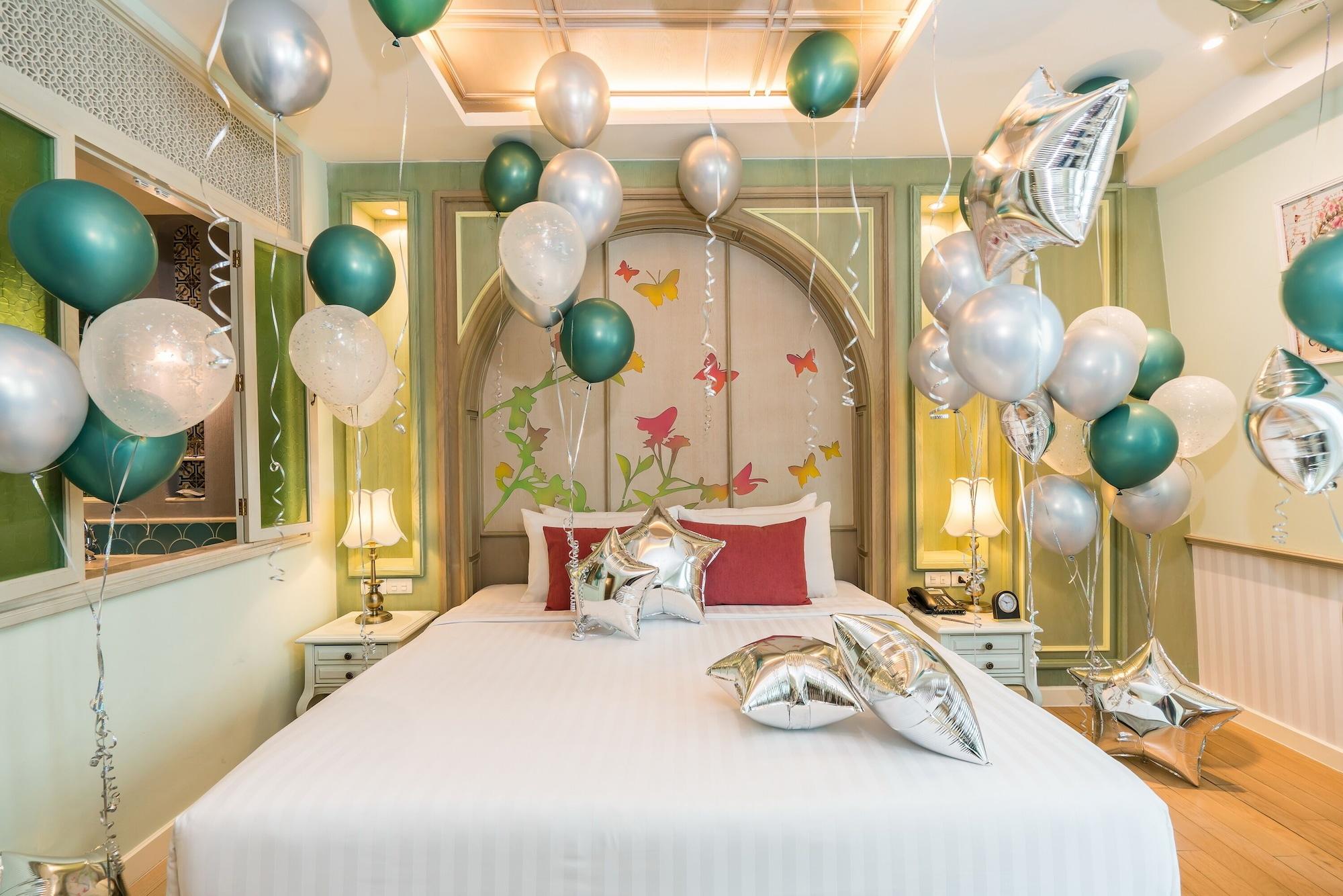 La Petite Salil Sukhumvit 11 Hotel Bangkok Ngoại thất bức ảnh