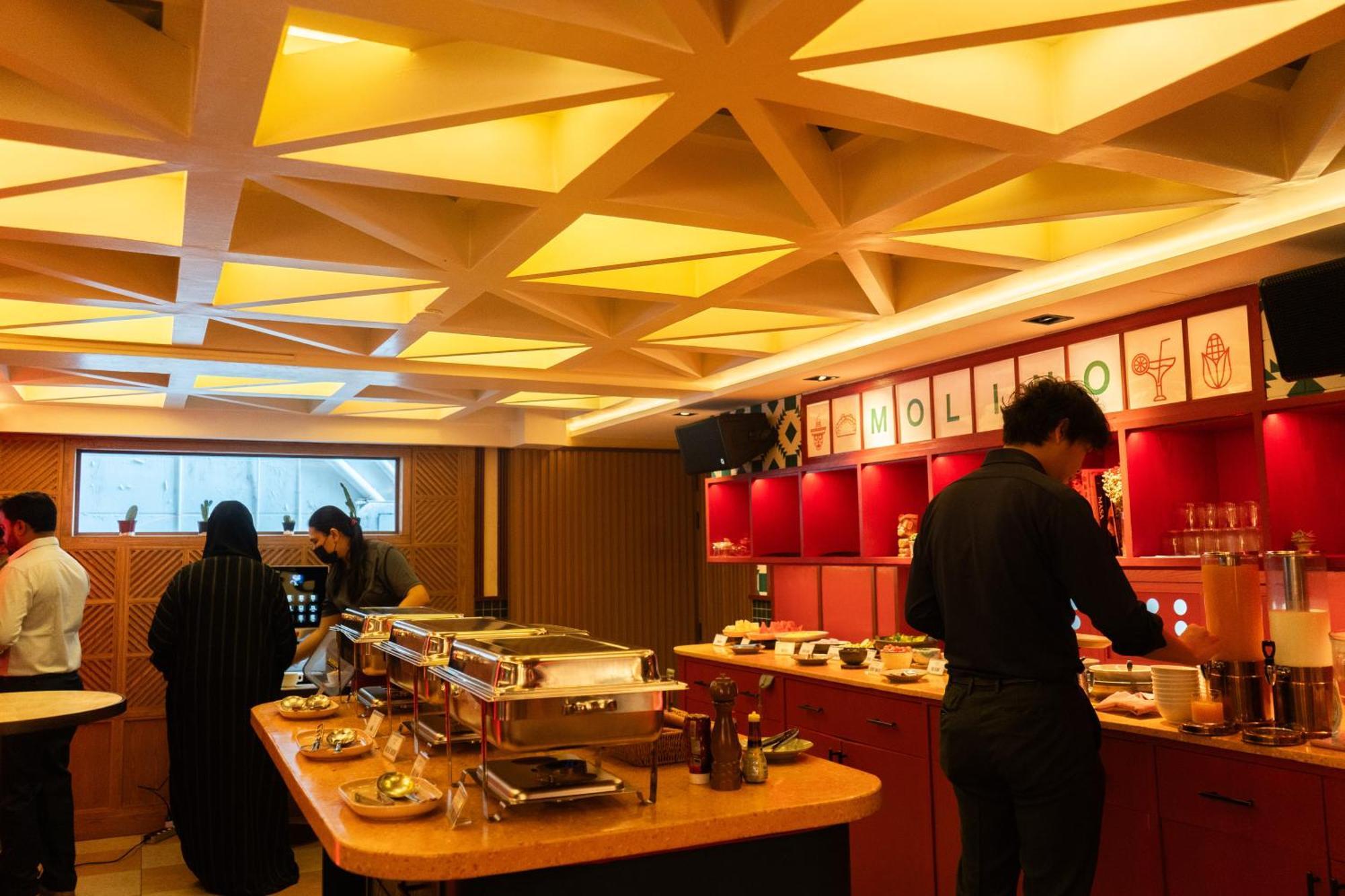 La Petite Salil Sukhumvit 11 Hotel Bangkok Ngoại thất bức ảnh