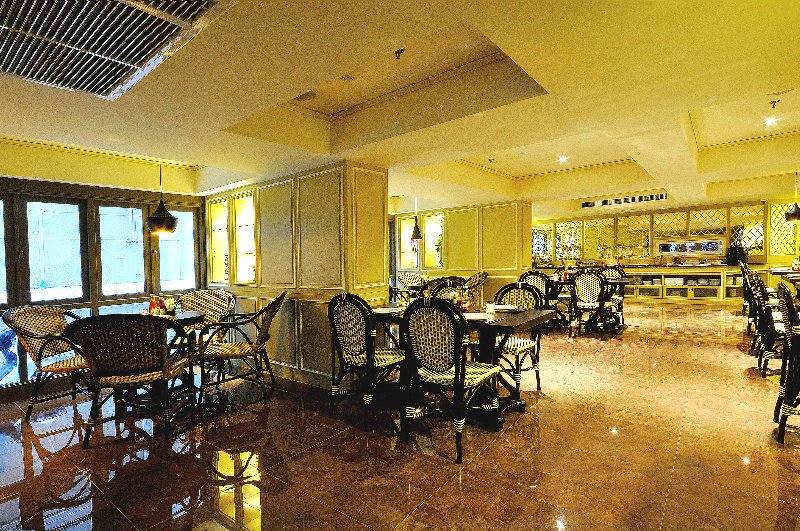 La Petite Salil Sukhumvit 11 Hotel Bangkok Ngoại thất bức ảnh